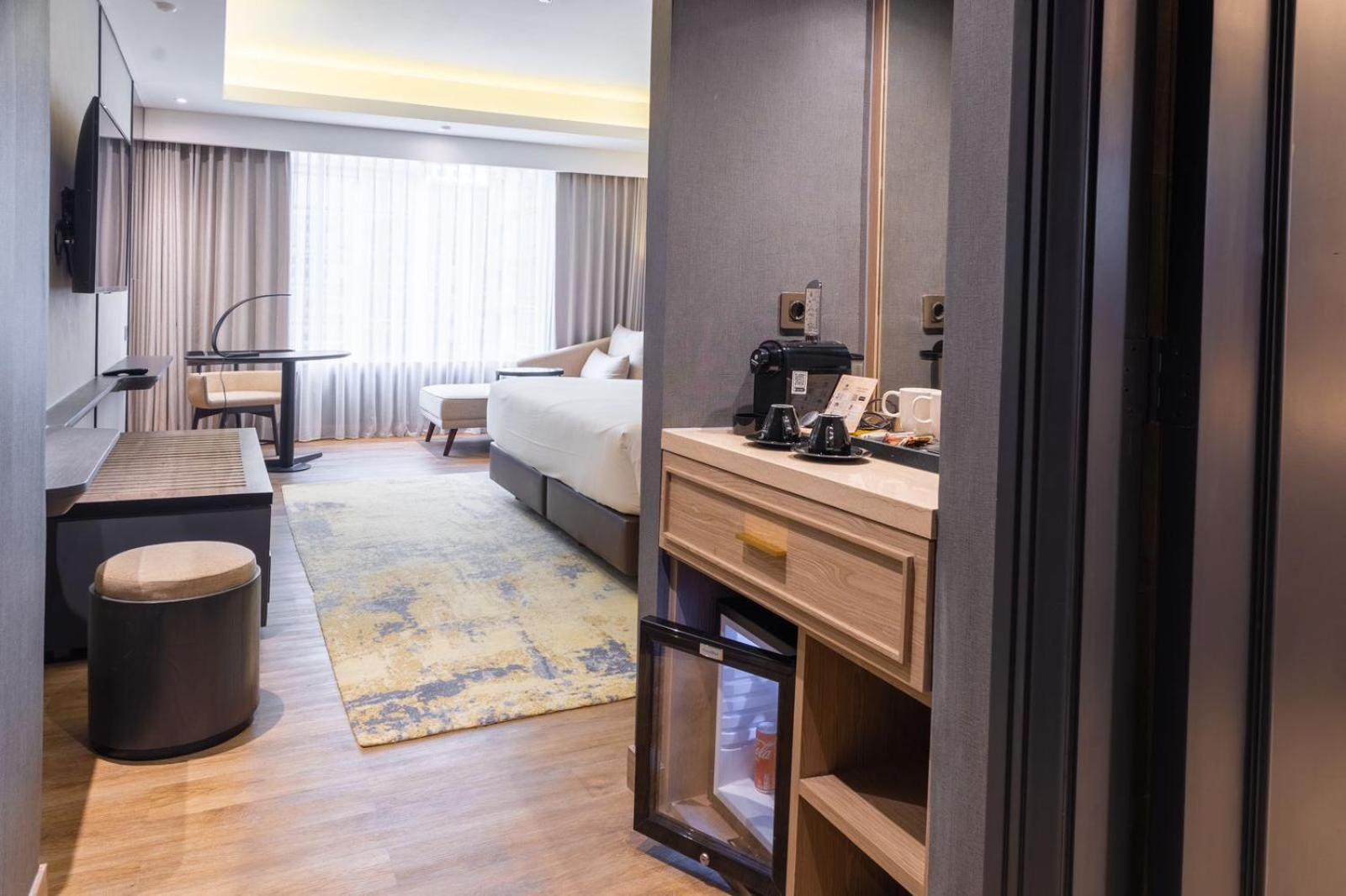 Mangkuluhur Artotel Suites Jacarta Exterior foto